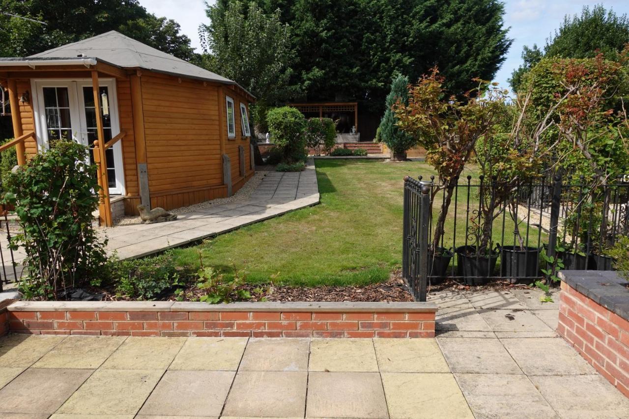 Casa vacanze Huge 9 Bed Sleeps 17, Near Nec, Centre, Hs2 *